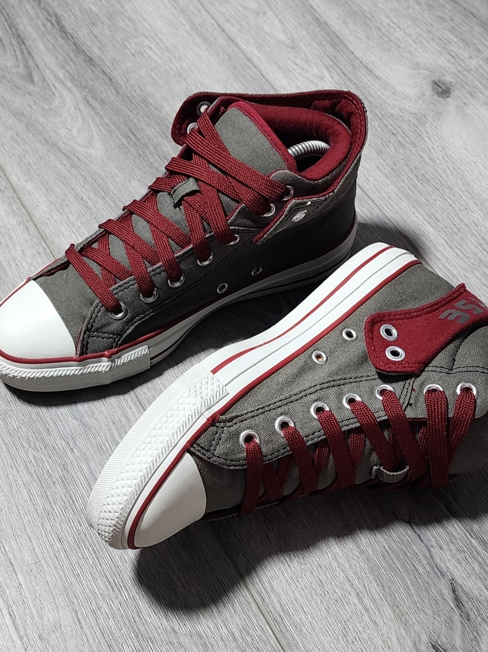 Converse Chuck Taylor High Street Mid Top Sneakers Burgundy Womens Size 8 Mens 6